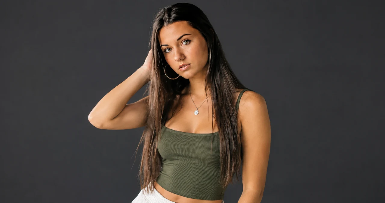 Who is Jessica Baio? Her age, husband Sam Jose, wedding, songs, 2026 tour, and latest pregnancy announcement